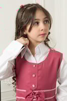 مريول بناتي للابتدائية فيونكة وحزام على الخصر