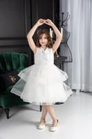 فستان بناتي عرائسي كلوش دانتيل صدر نازل فيونكه بال...