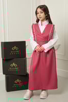 مريول بناتي للابتدائية خطين وكسرات على الجوانب