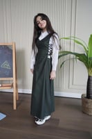 مريول المتوسطة مخصر من الجوانب