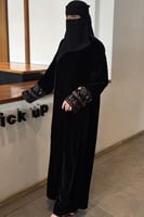 زهور - عباية شتوية