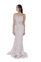 فستان سهرة مطرز بالخرز مكشوف الكتفين