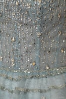 فستان سهرة مكشوف الكتفين