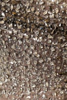 فستان سهرة مكشوف الكتفين