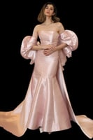 فستان سهرة مكشوف الكتفين