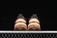 V2K RUN LIGHT BRITISH TAN/SESAME/PICANTE RED