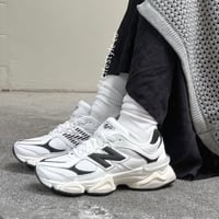 。New Balance 9060 White Black