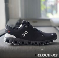 On cloud X 3 black
