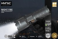 كشاف و باور بنك للبر مع شاشة بقوة 2500 لومن فائق ا...