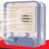 مروحة صغيرة مع رذاذ وإضاءة LED من KRAWN تعمل باللم...