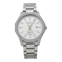 ساعة مونت رويال بلمسة فخامة باللون الفضي