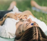 حجر الشاكرات السبعه