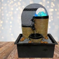 نافورة بتصميم شلال