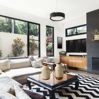 طقم ترمس بني فاتح قاعدة خشبي للشاي والقهوة من بيتر...