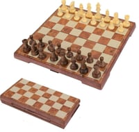 لعبة شطرنج لوحية قابلة للطي