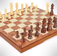 لعبة شطرنج لوحية قابلة للطي