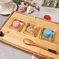 علب حلويات بلاستيك مقاس 13*13 سم (50) علبة