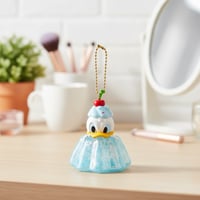 صندوق المفاجآت ميدالية من مجموعة بريق الثلج بطة دو...