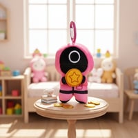 ميدالية دمية الحارس الأحمر من مجموعة لعبة الحبار ح...