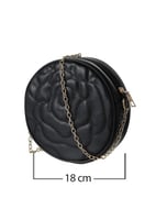 حقيبة كتف دائرية مبطنة بنمط وردة مع سلسلة - اسود -...