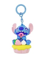 ميدالية ستروبيري كب كيك من مجموعة ديزني ستيتش دينر...