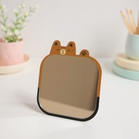 مرآة مكياج معدنية صغيرة للمكتب - باو وافينج انيمال...