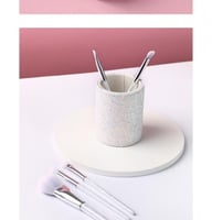 مجموعة فرش مكياج سباركلينج ستارز في صندوق أسطوانة...