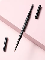 قلم حواجب فائق النعومة كولور مي 02 - بني داكن