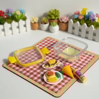 مجموعة ممحاة في صندوق - طعام