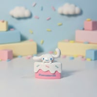 صندوق المفاجآت هيلو كيتي آند فريند صندوق تخزين كيك