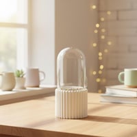 حامل فرشاة مكياج بنمط الأعمدة - أبيض