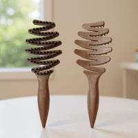 فرشاة شعر بتصميم ثمرة الصنوبر - صغيرة