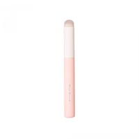 فرشاة شفاة مدورة من سلسلة بييش بنك