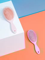 فرشاة تصفيف الشعر - وردي