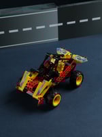 طقم تركيب سيارة سباق (اصفر 250قطعة) - 11x18 سم