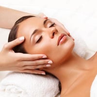 باقة 8 جلسات مساج منزلية