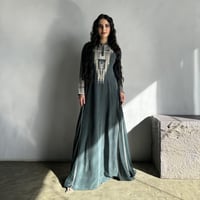 ثوب عسيري زيتي بـ تصميم عصري #1