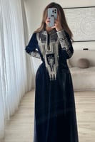 ثوب عسيري "كحلي" بتصميم عصري