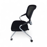 كرسي خدمة اسود