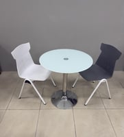 طقم طاولة زجاج دائرية مع كرسيين