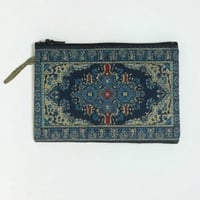 محفظة سبحة بسحاب لون ازرق