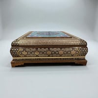 صندوق خشبي فاخر مطعم بالعاج والحاس