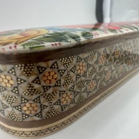 علبة خشبية صناعة يدوية مطعمه بالعاج والنحاس