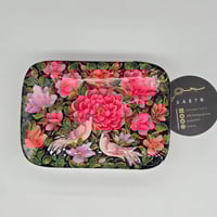 علبة خشبية فاخرة مطعمة بالعاج والنحاس