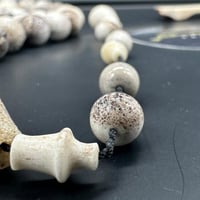 سبحة قرن الغزال الاوربي مع عينة من القرن وشهادة ال...