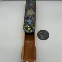 علبة خشبية فاخرة مطعمه بالعاج والنحاس