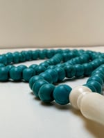 سبحة فيروز كبس مطعم بالعظم عدد الخرز 99