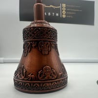 جرس للتنبية من المعدن يحمل شعار معالم موسكو