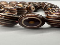 سبحة عيون من خشب الكافور