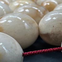 سبحة مرجان ابيض حر